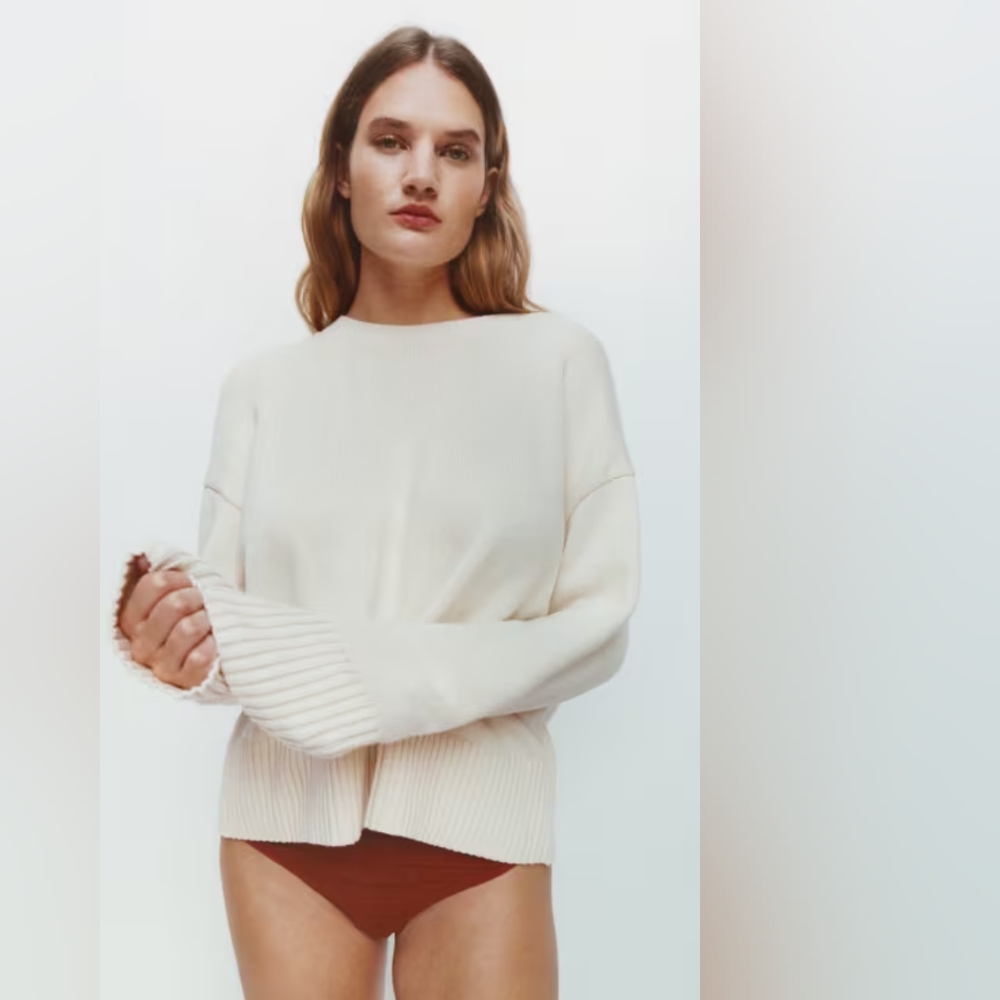 Everlane Boxy Sweater in Everyday Cotton - Medium